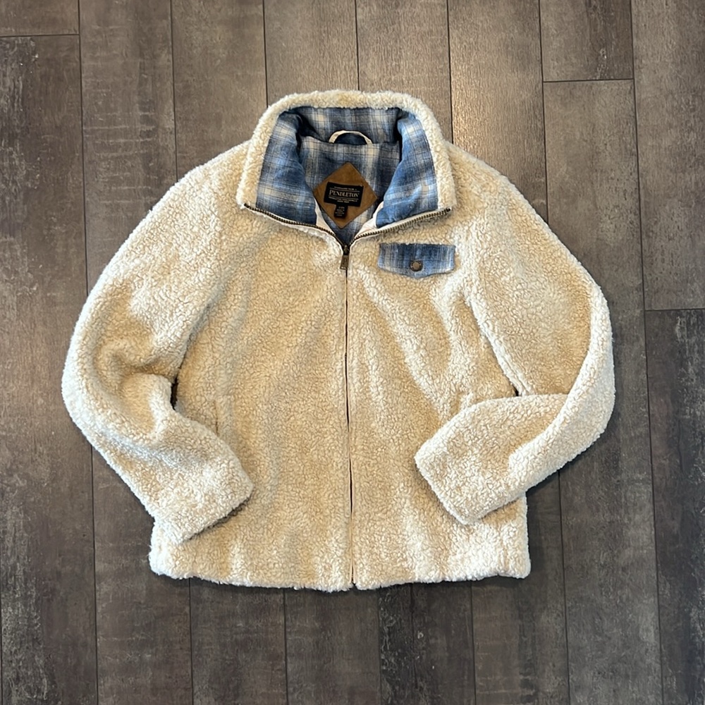 Pendleton Sherpa Jacket, size Small